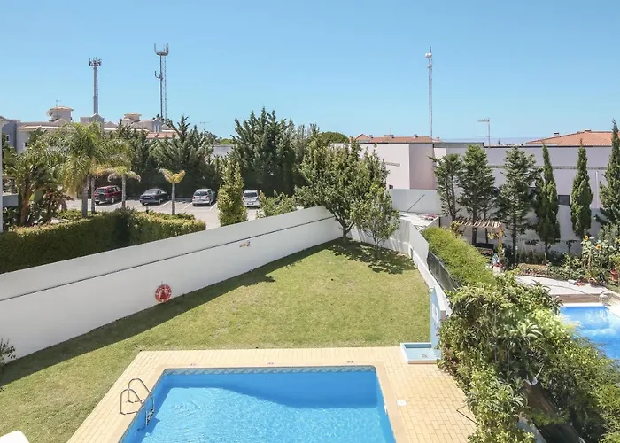 Villa Santo Estevao *