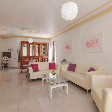 Santo Estevao Villa Olhos de Agua (Albufeira)