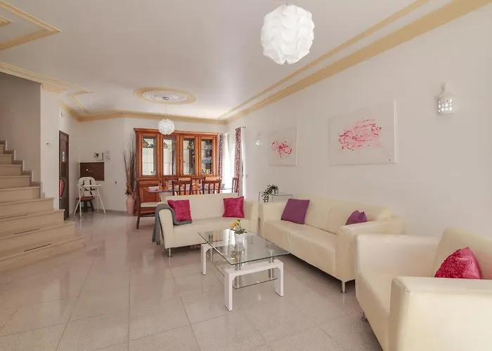 Villa Santo Estevao