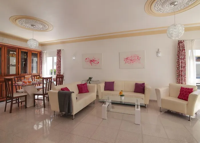 Villa Santo Estevao
